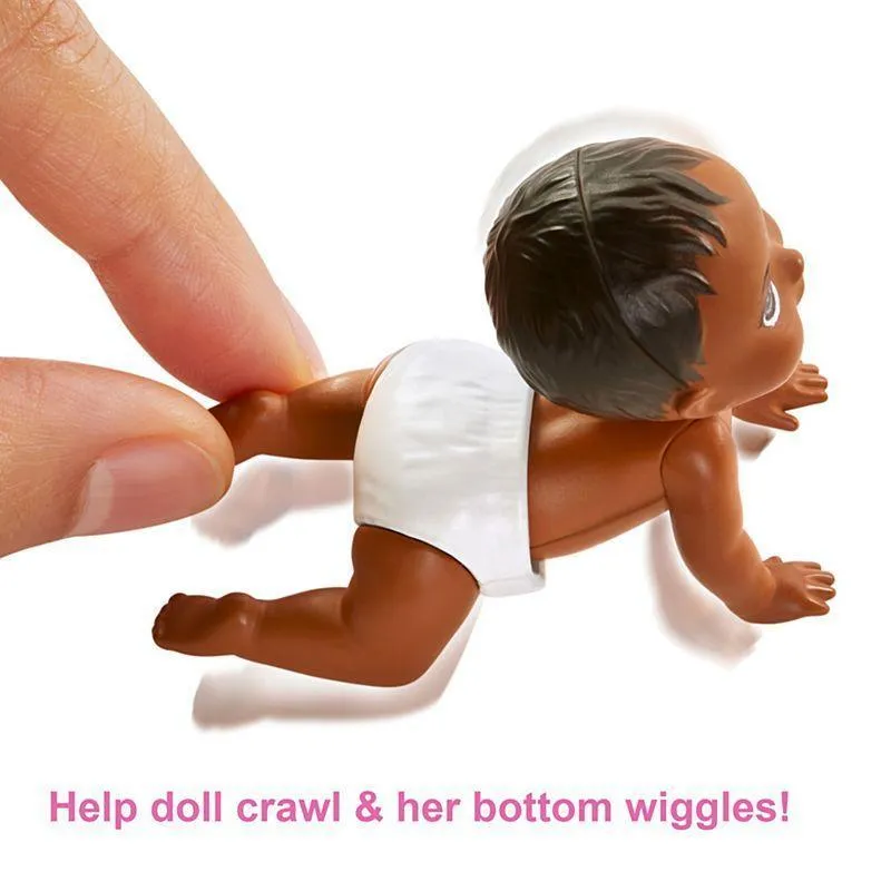 Barbie GHV85 Skipper Babysitters Crawling and Playtime Playset