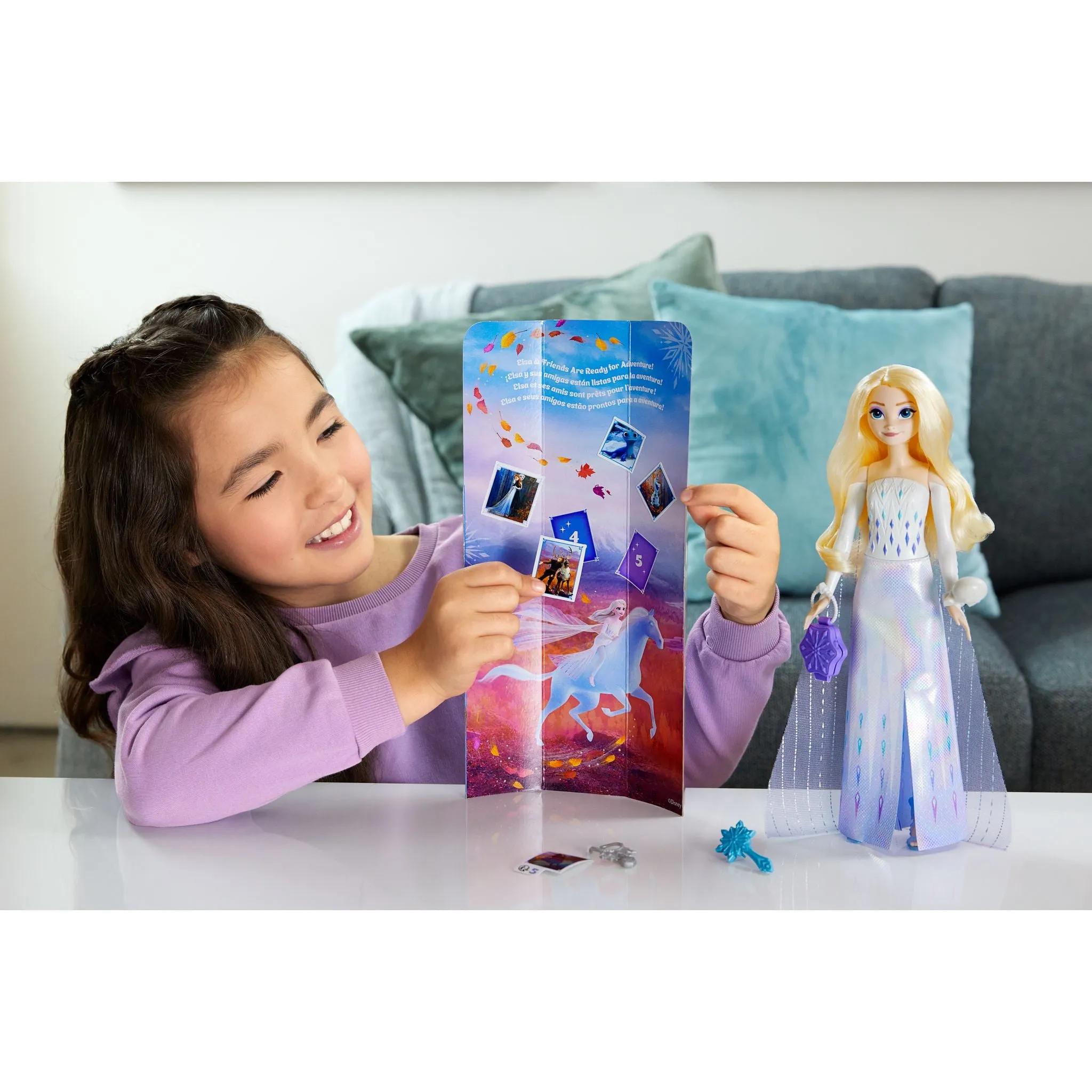 Disney Frozen Spin & Reveal Elsa Doll