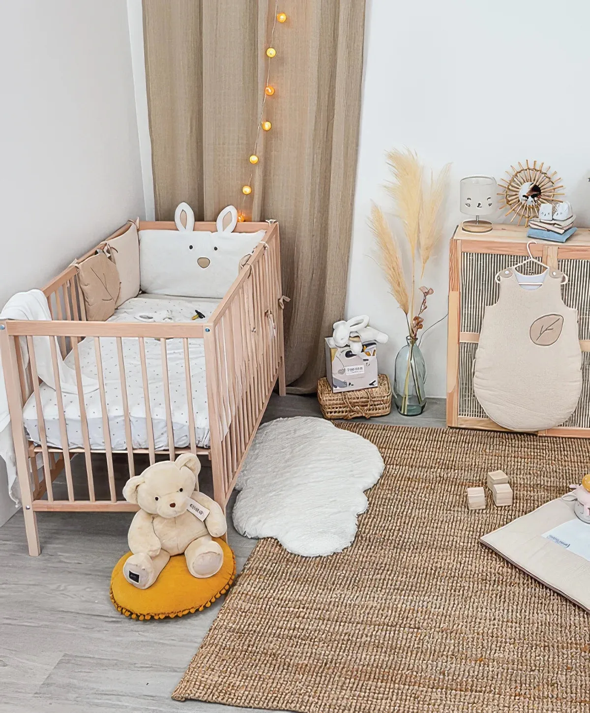 Doudou et Compagnie Happy Wild Cot Bumper