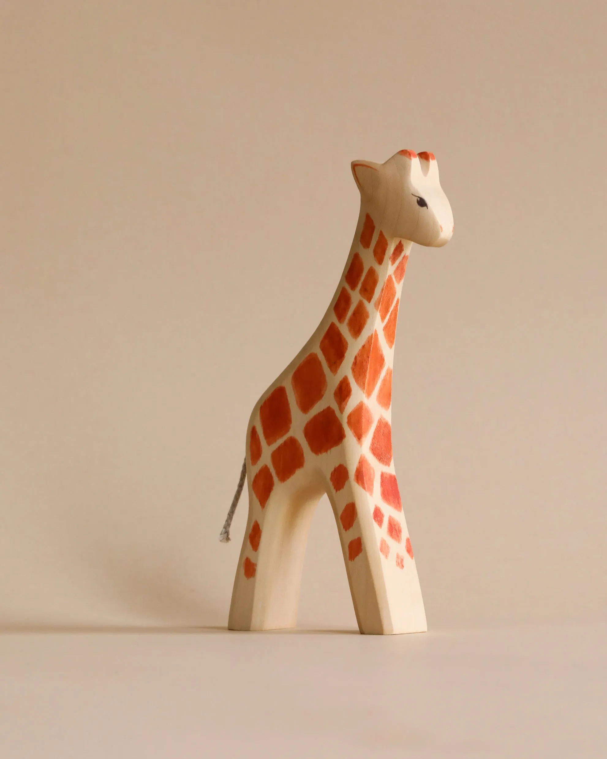 Handmade Holzwald Giraffe - Large Odin Parker