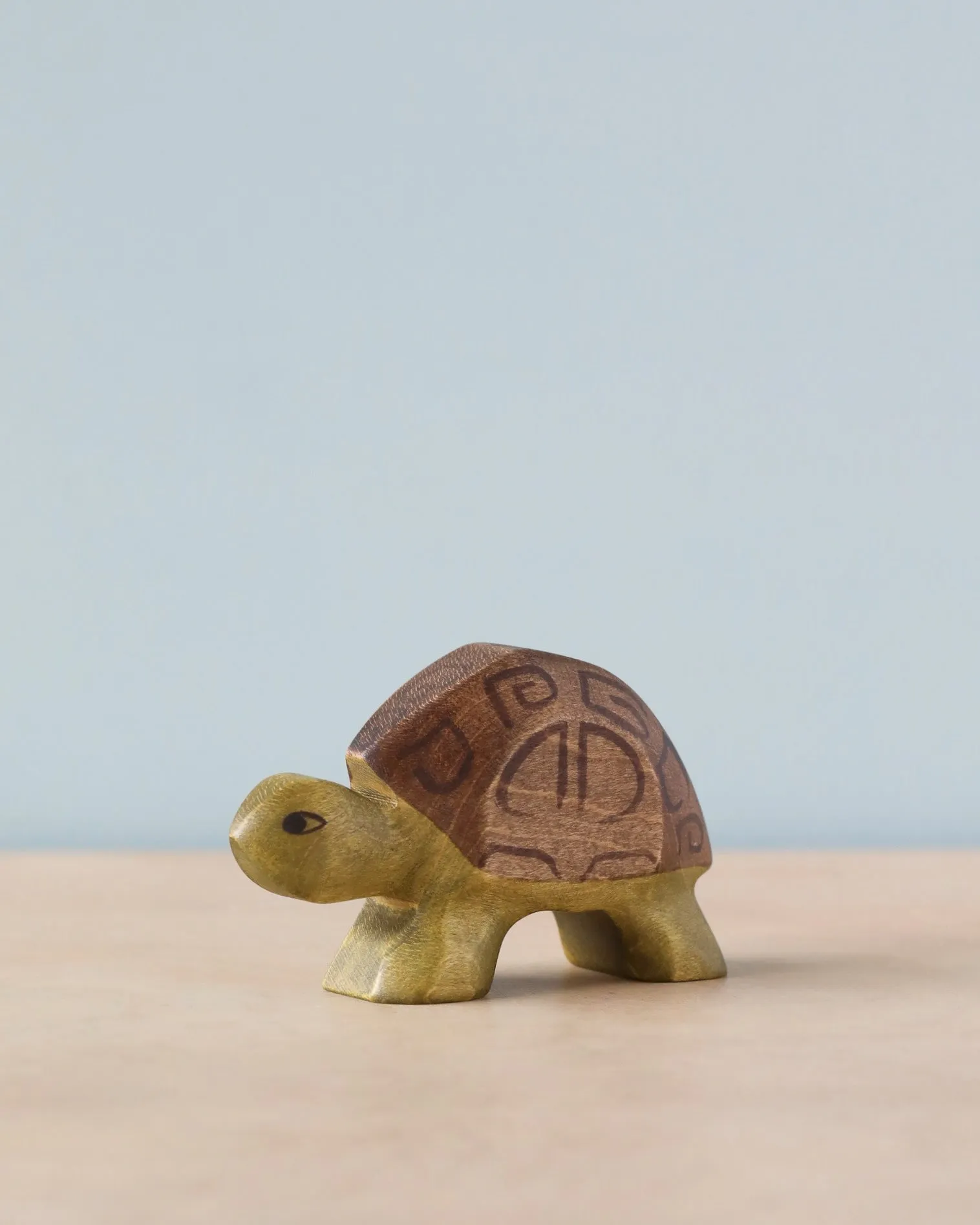Handmade Holzwald Turtle Odin Parker