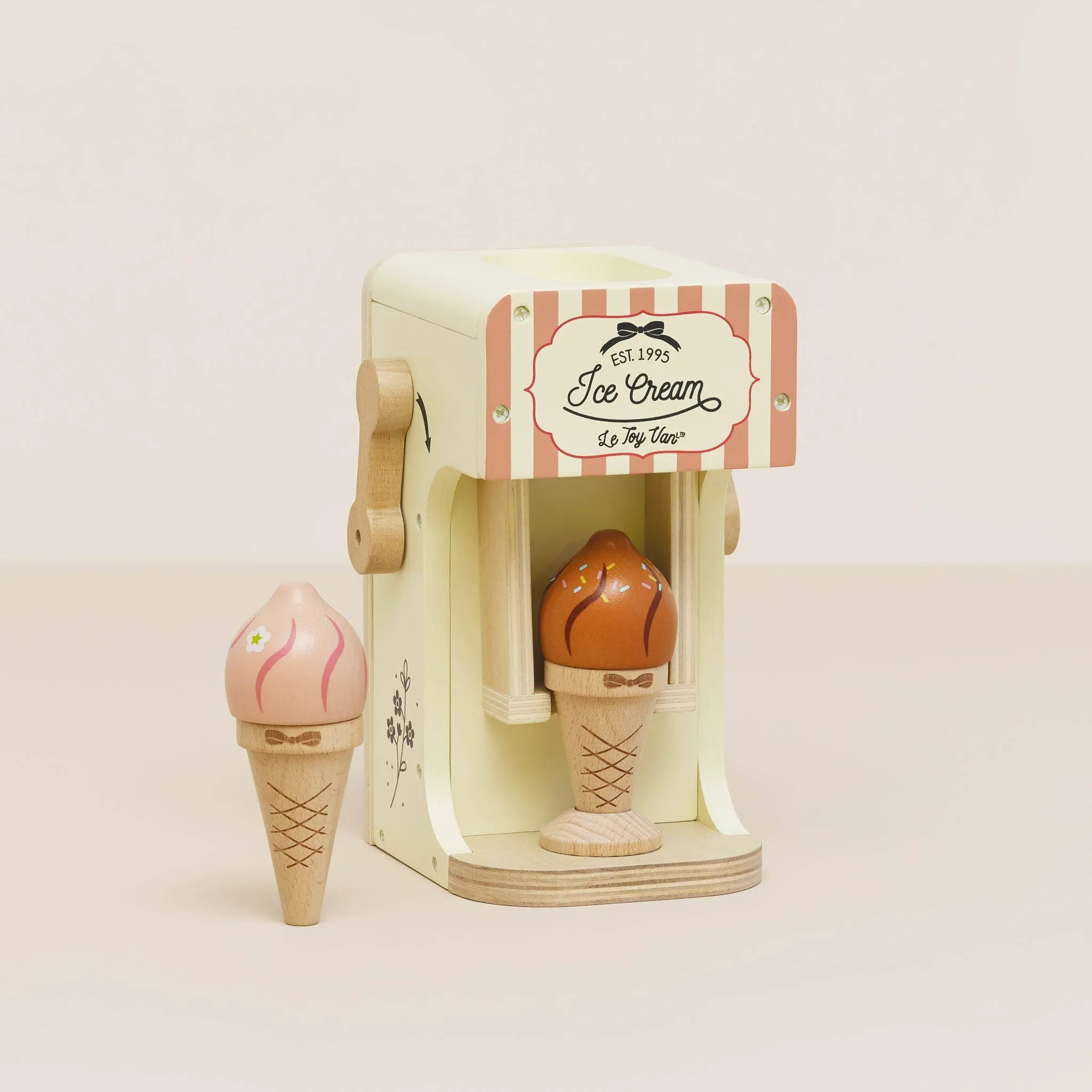 Ice Cream Machine & Play Food Cones Odin Parker