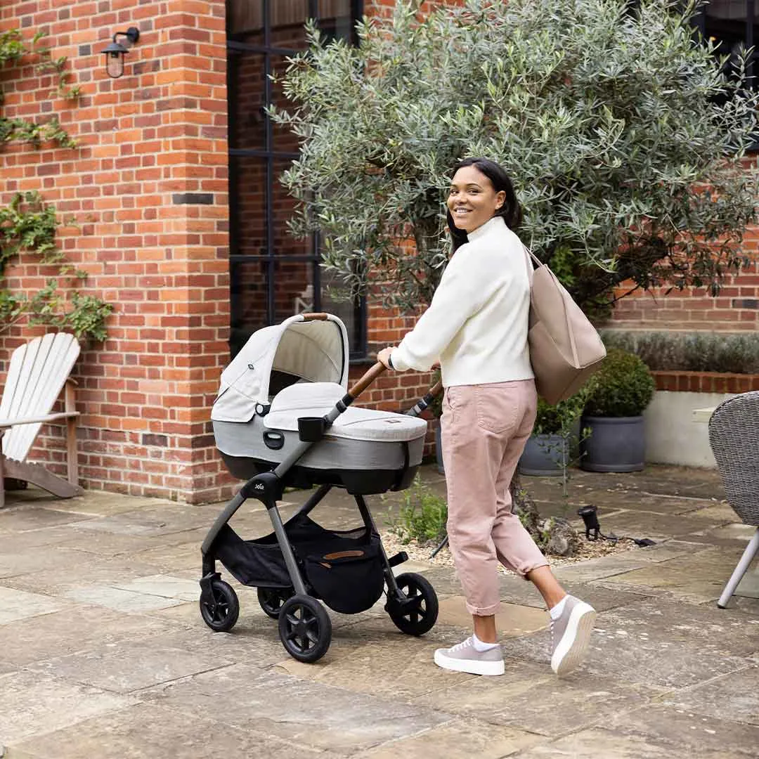 Joie Signature Calmi Car Seat - Eclipse