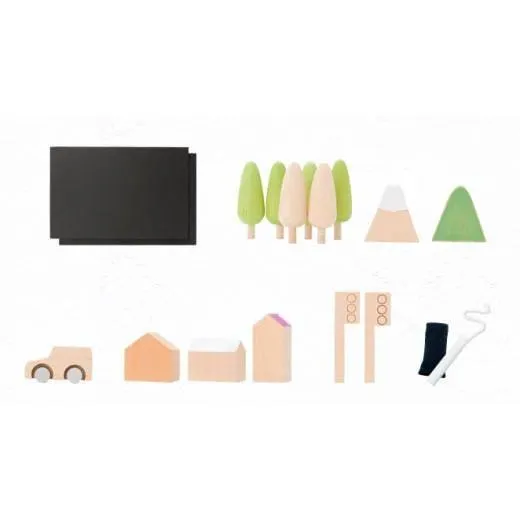Kiko & gg Machi tiny wooden town