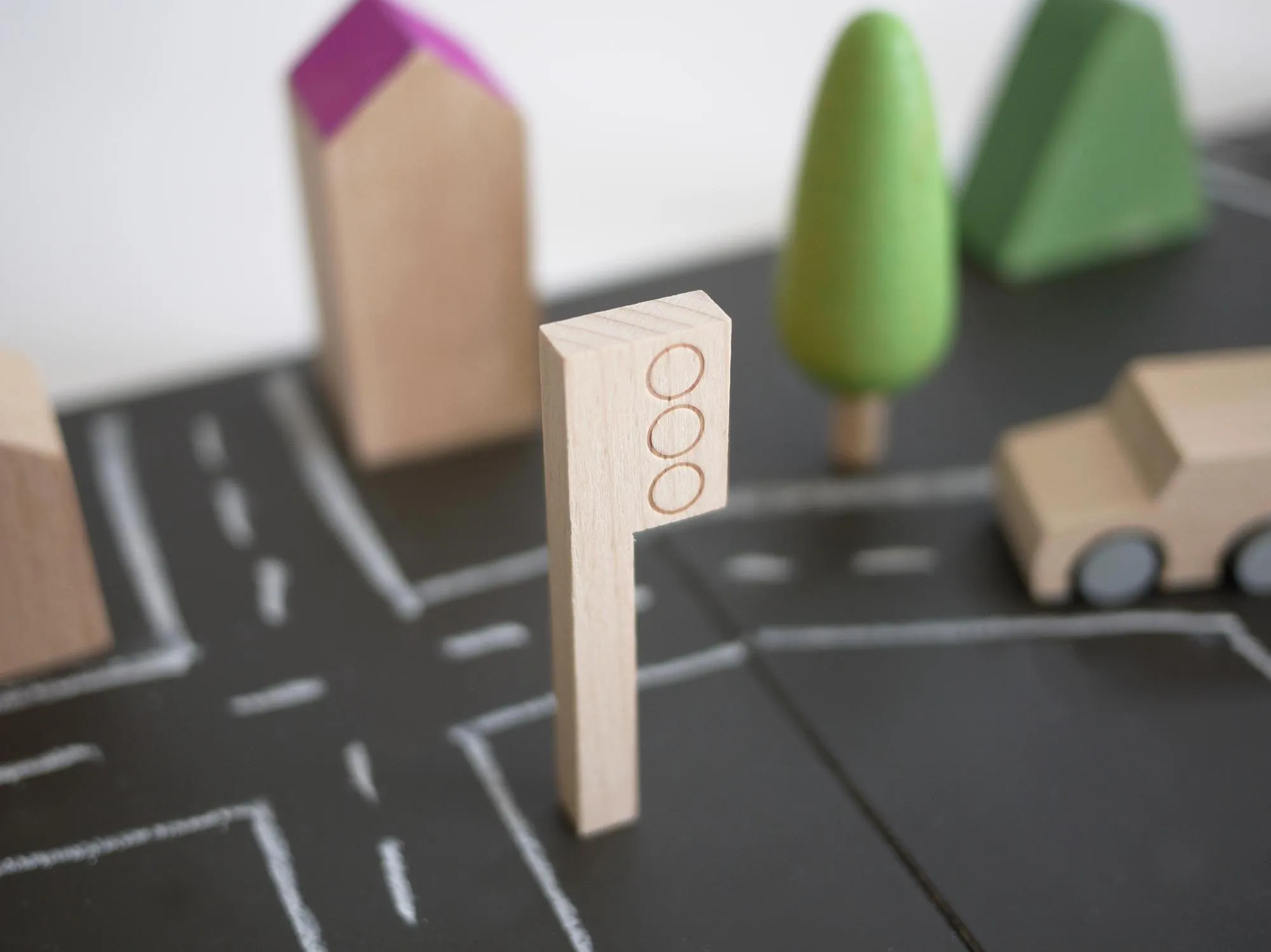 Kiko & gg Machi tiny wooden town