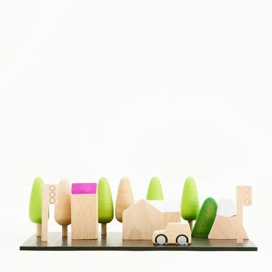 Kiko & gg Machi tiny wooden town