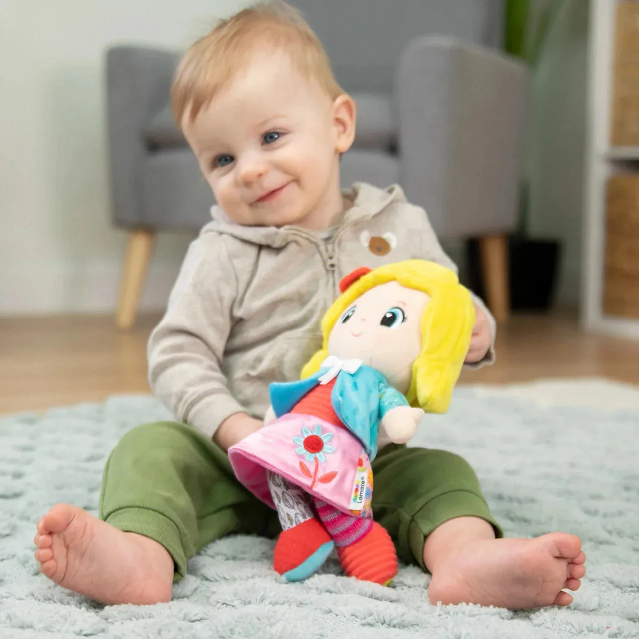 LAMAZE My Friend Olivia First baby Doll