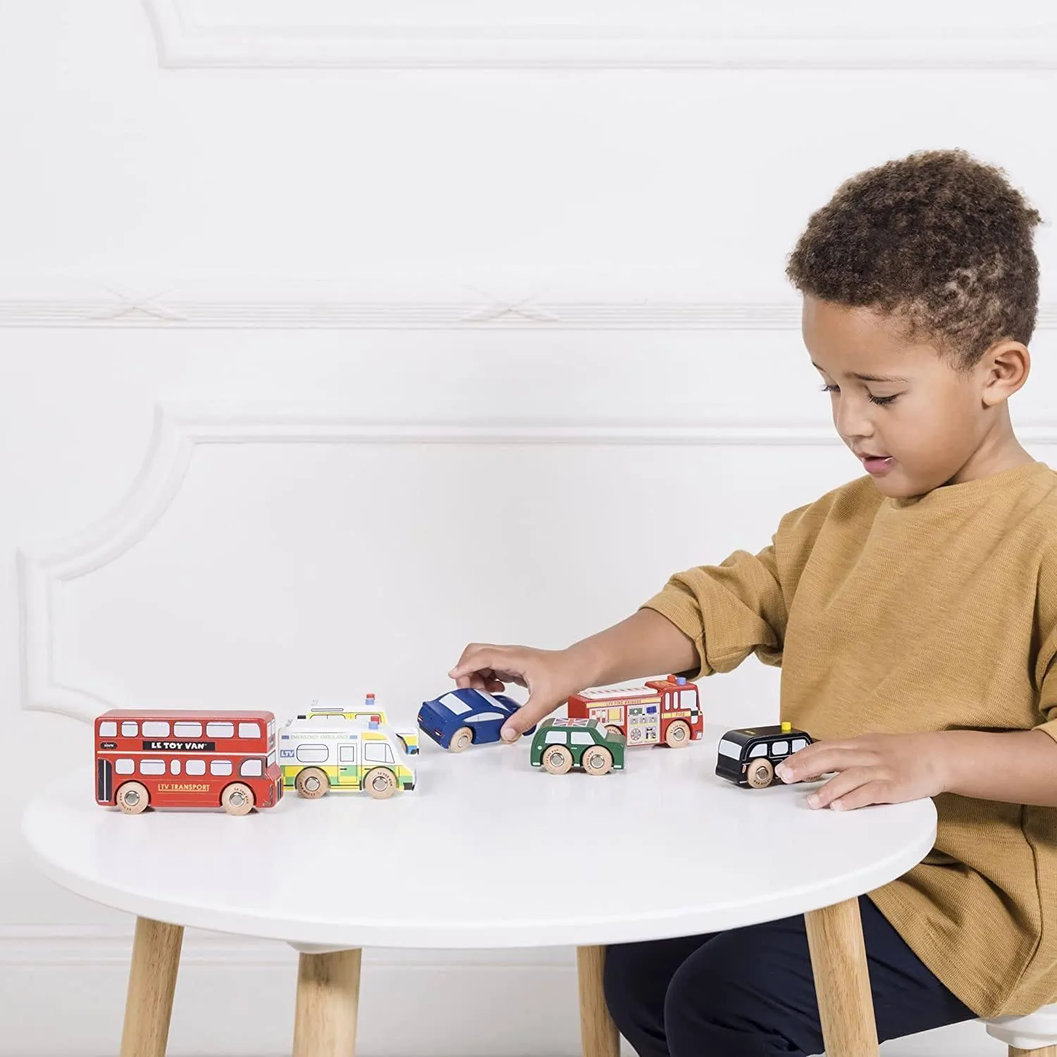 Le Toy Van Premium Wooden London Toy Car Set