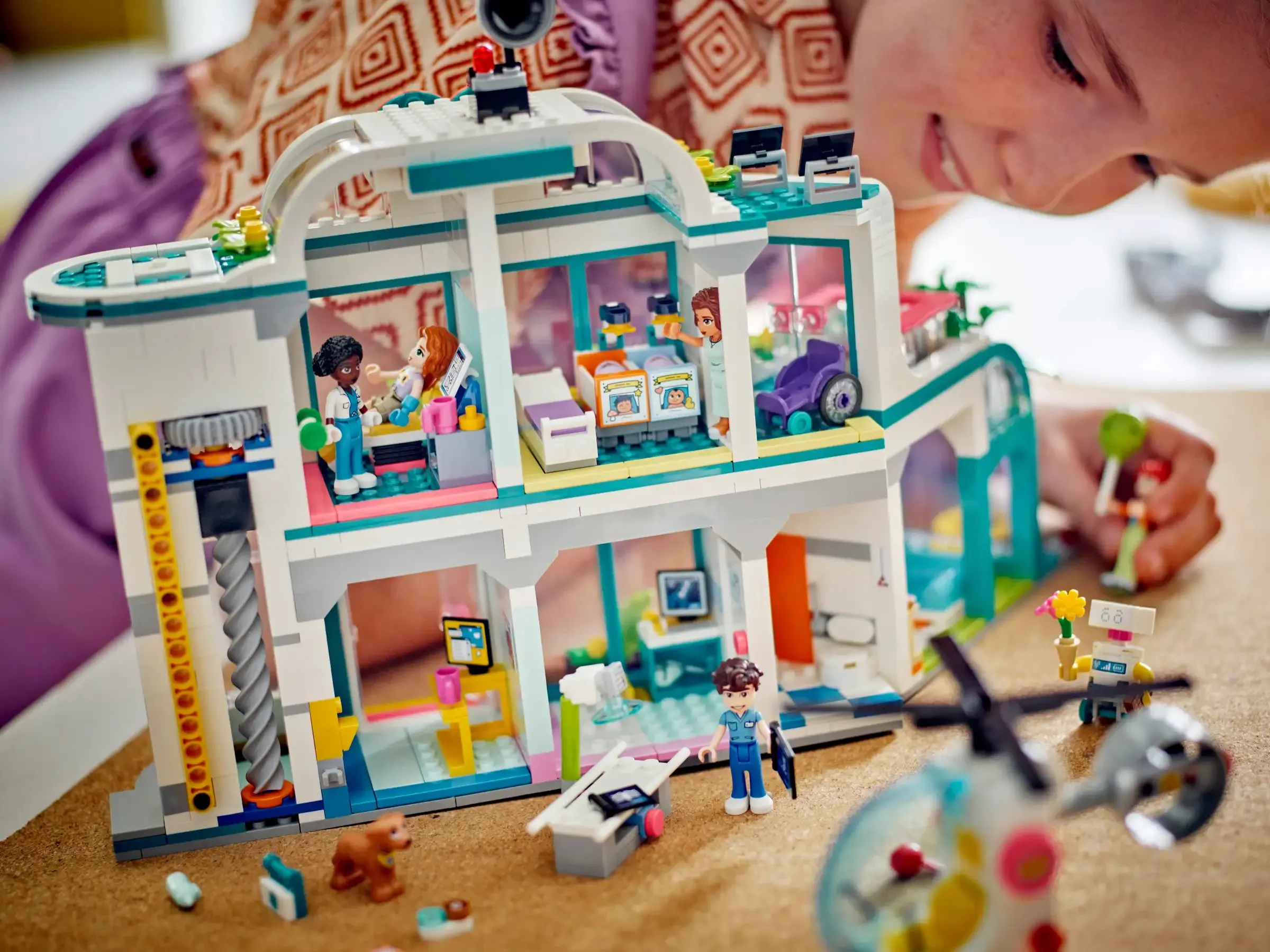 LEGO FRIENDS 42621 Heartlake City Hospital