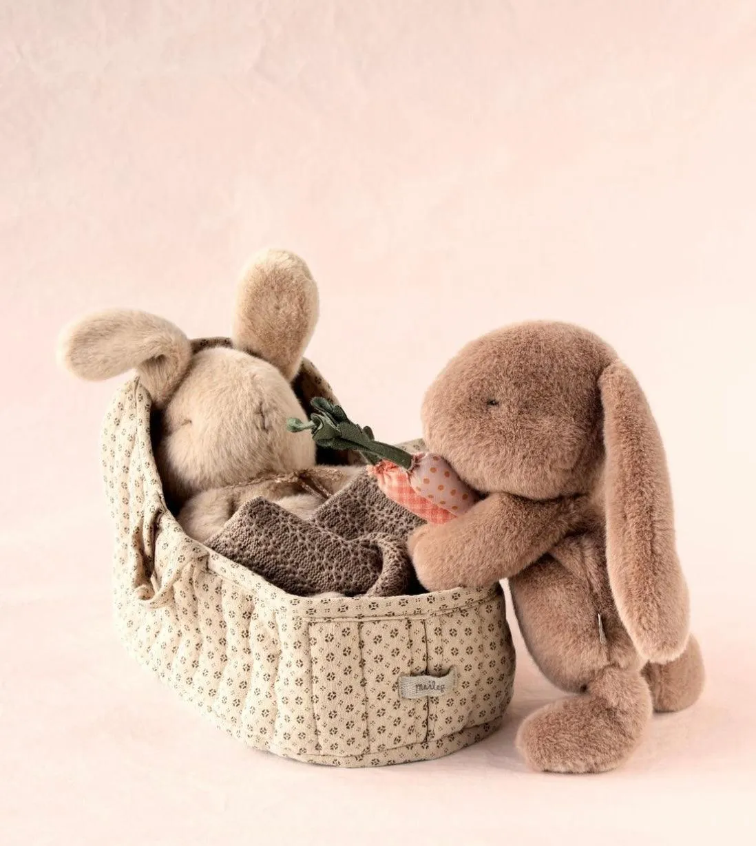 Maileg Carrots In Shopping Bag: SOLD OUT