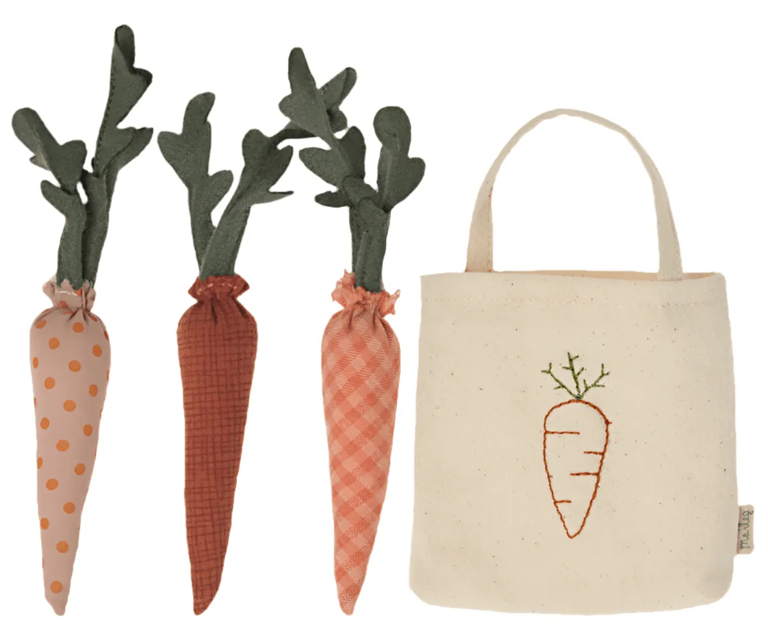 Maileg Carrots In Shopping Bag: SOLD OUT