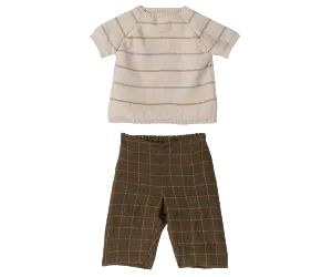 Maileg Knitted Jumper and Pants Size 5: RETIRED LAST ONE