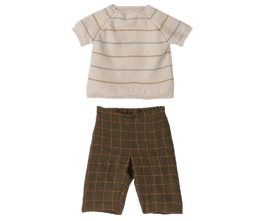 Maileg Knitted Jumper and Pants Size 5: RETIRED LAST ONE