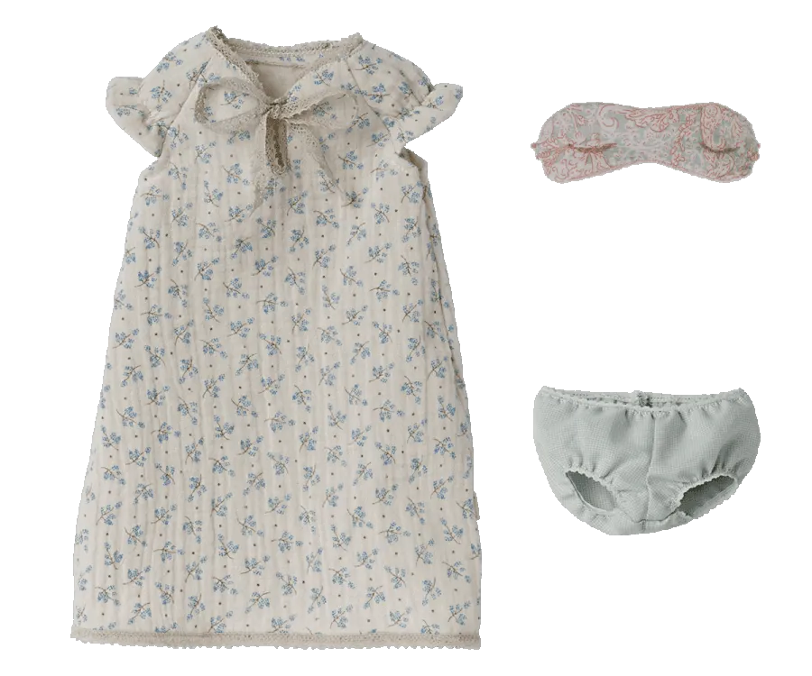 Maileg Maxi Mouse in Nightgown: LAST TWO