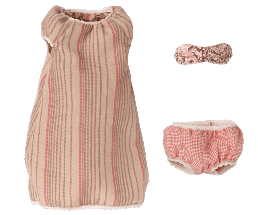 Maileg Medium Mouse in Night Gown