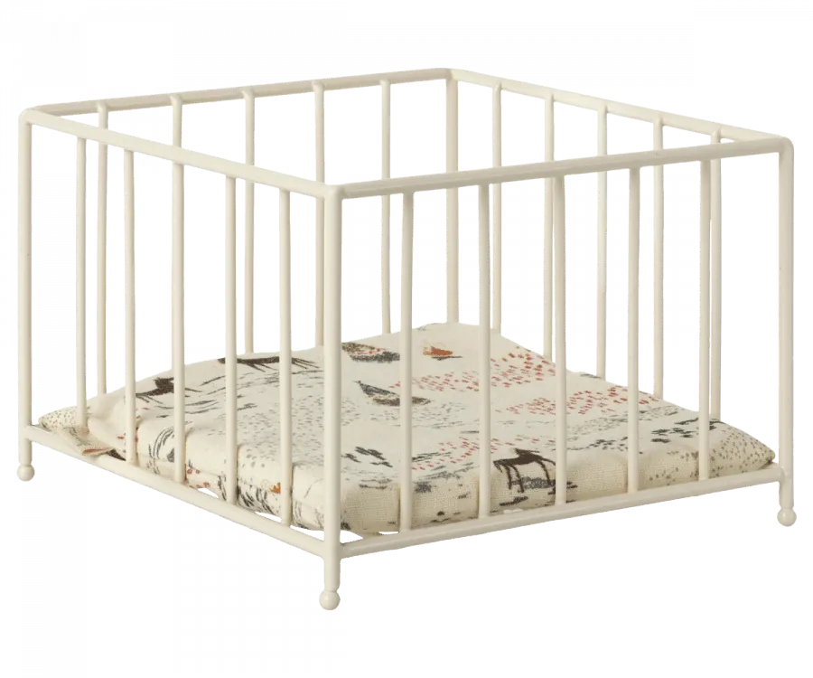 Maileg Micro Playpen Spring Summer 22