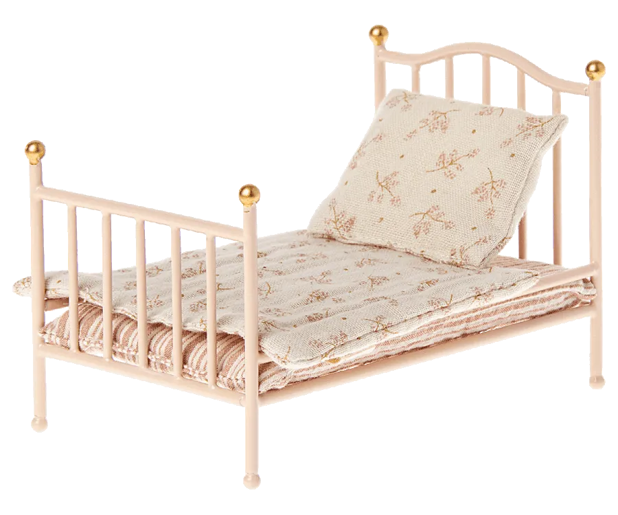 Maileg Mouse Bed Rose: RETIRED LAST ONE