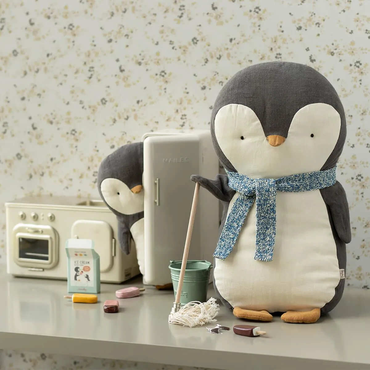 Maileg Penguin Small SS25: NEW ARRIVAL