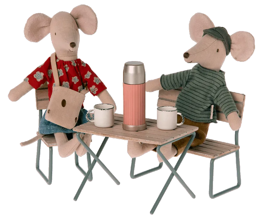 Maileg Thermos Flask and Cups Coral: LAST ONE