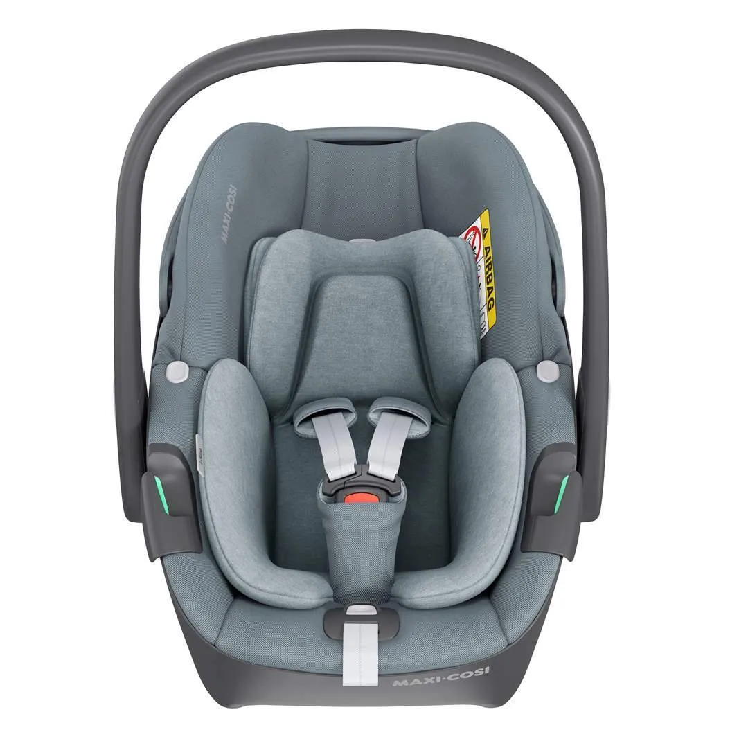 Maxi-Cosi Pebble 360 Car Seat   FamilyFix 360 Base - Essential Grey
