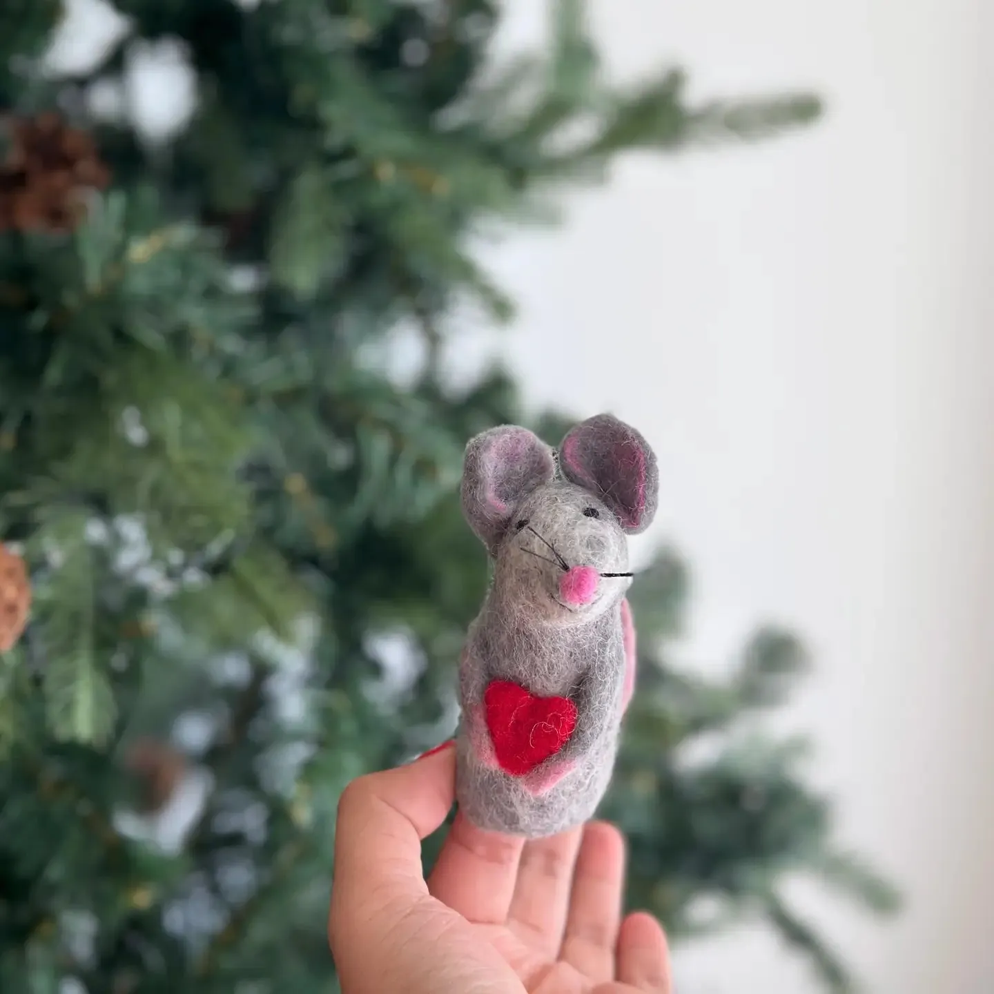 Mouse Holding A Heart Finger Puppet Odin Parker