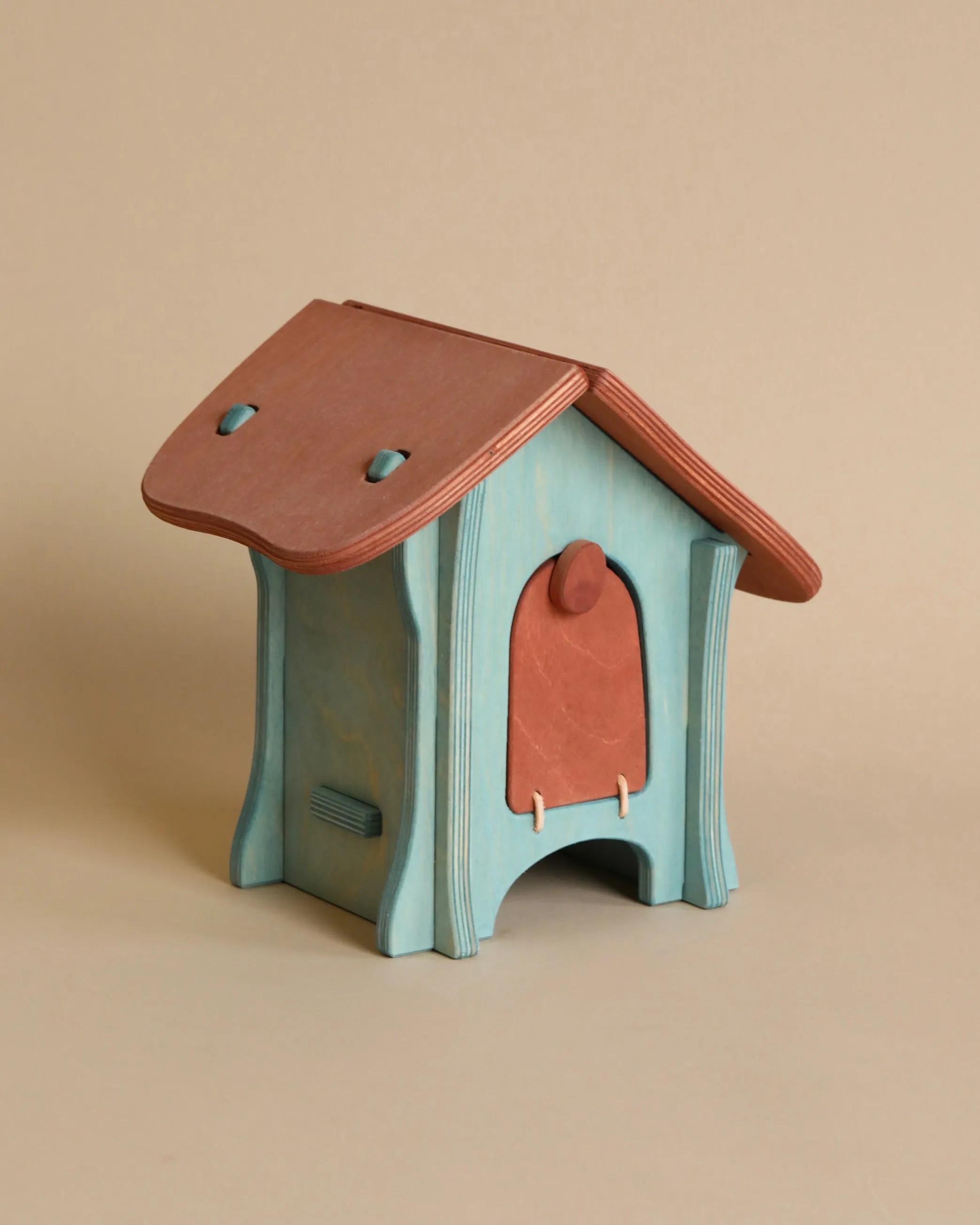Ostheimer Hen House / Chicken Coop Odin Parker