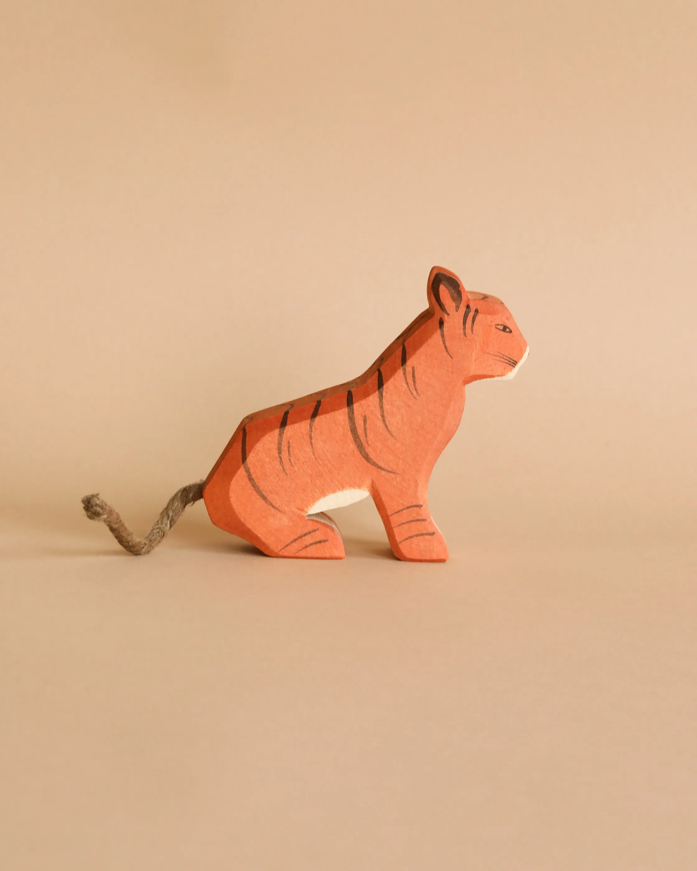 Ostheimer Sitting Tiger Odin Parker