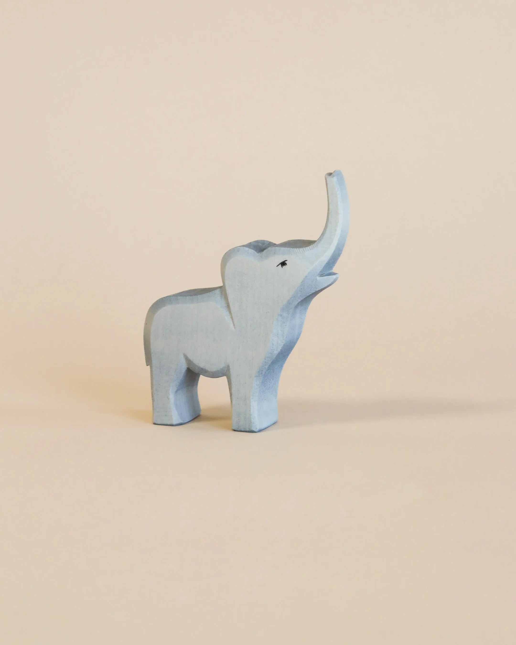 Ostheimer Small Elephant - Trumpeting Odin Parker
