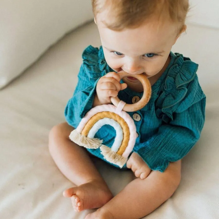 Rainbow Macrame Teether- Light Pink & Light Blue
