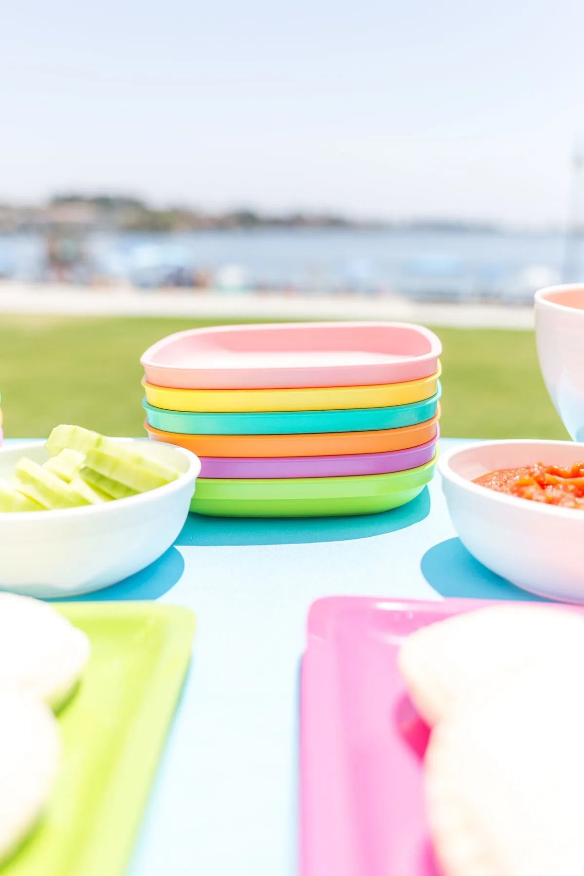 Re-Play Plate Flat